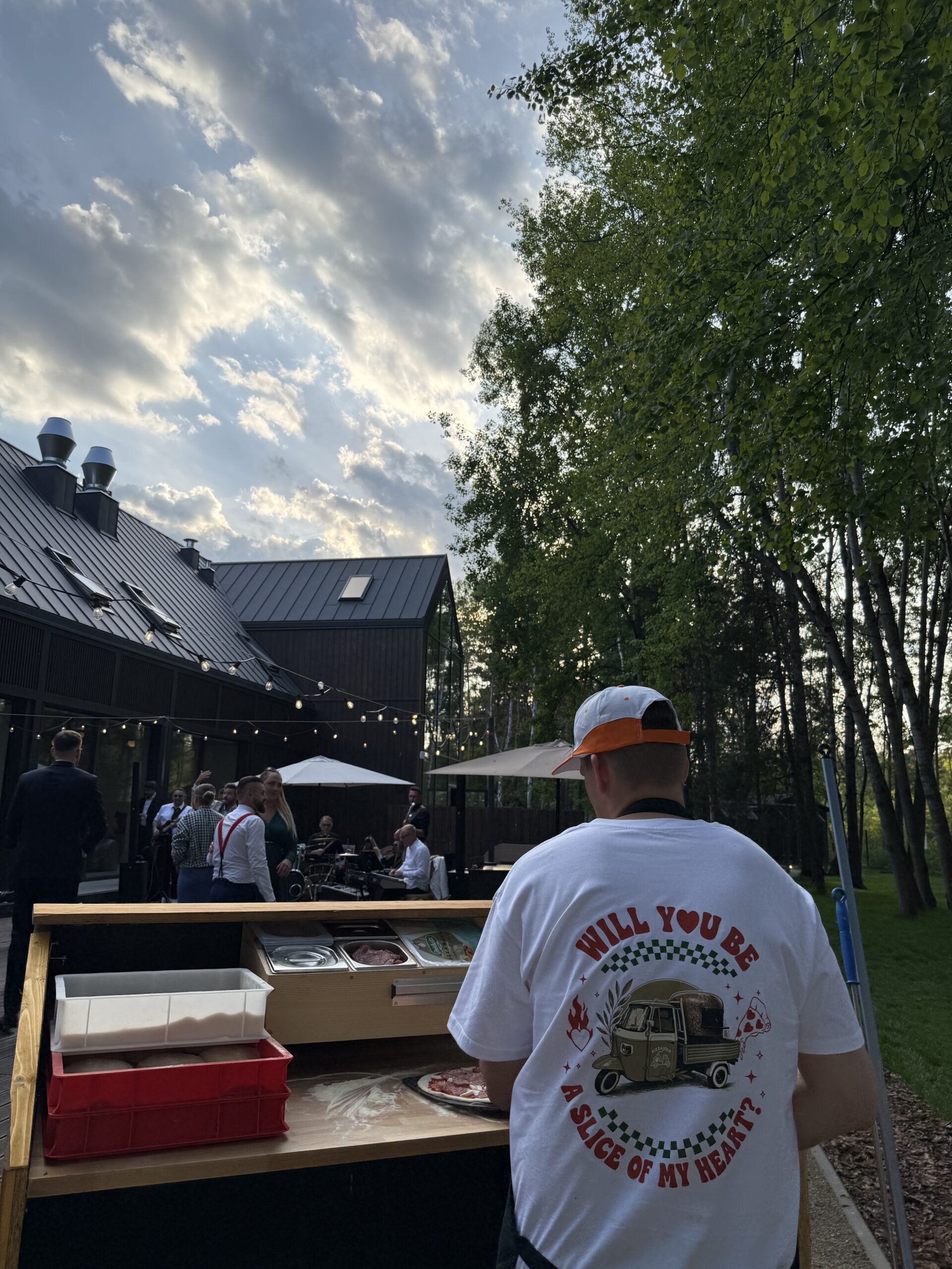 Pizza neapolitańska i włoska oprawa Pizzaiolo na wesele lub event